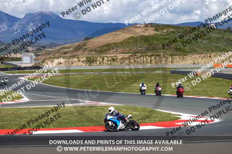 cadwell no limits trackday;cadwell park;cadwell park photographs;cadwell trackday photographs;enduro digital images;event digital images;eventdigitalimages;navarra;no limits trackdays;peter wileman photography;racing digital images;trackday digital images;trackday photos